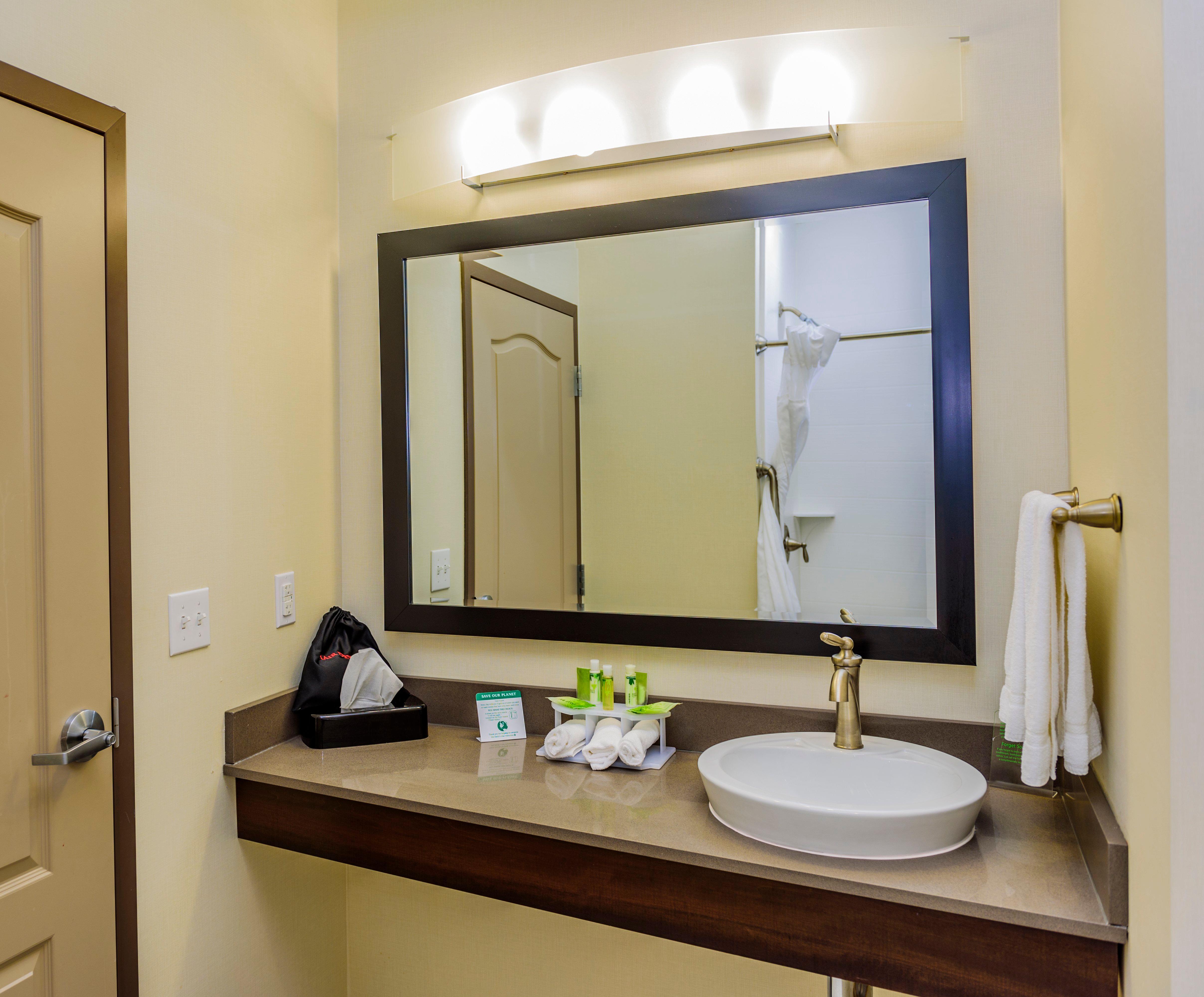 Holiday Inn Express & Suites Cheektowaga North East By Ihg Εξωτερικό φωτογραφία