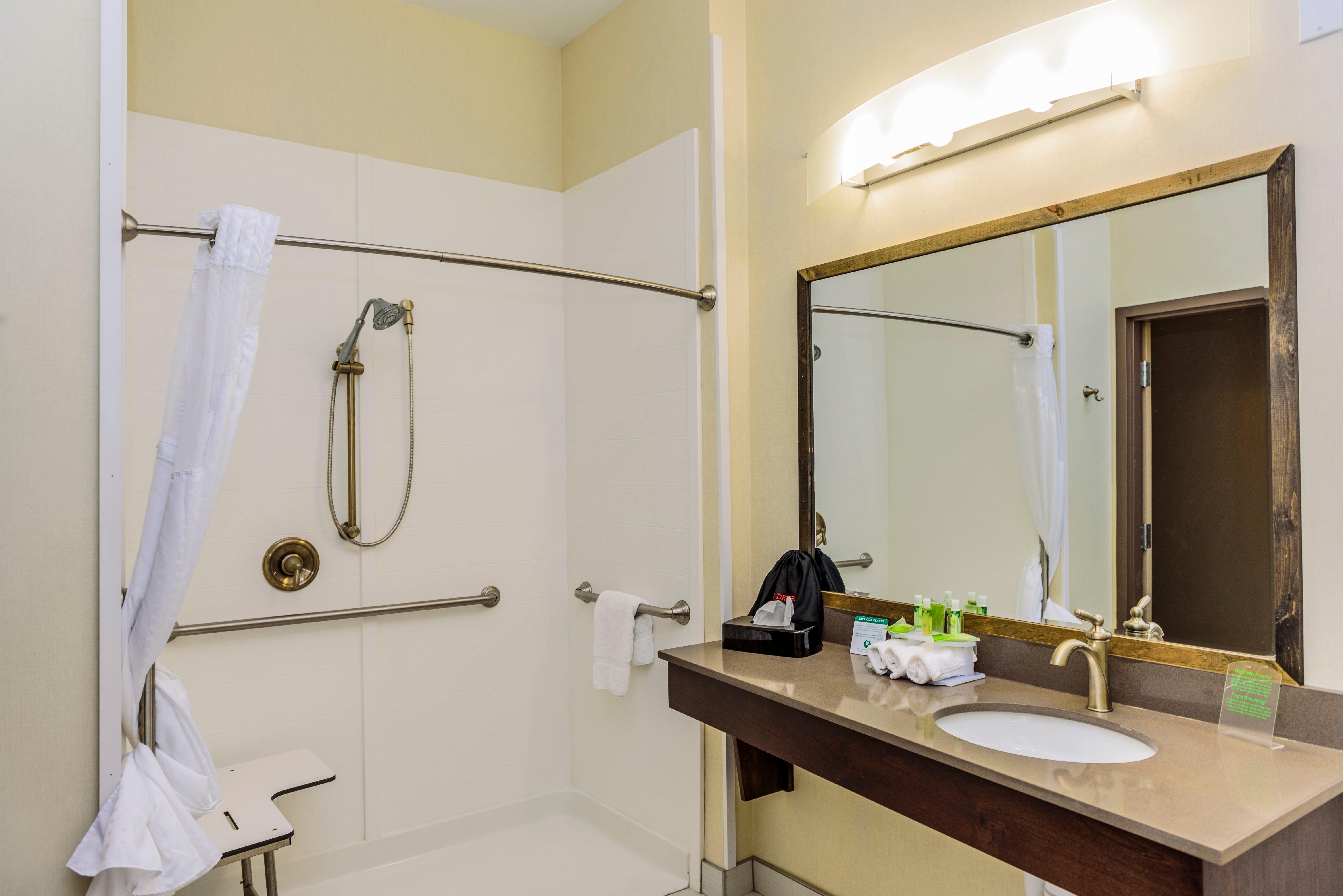 Holiday Inn Express & Suites Cheektowaga North East By Ihg Εξωτερικό φωτογραφία