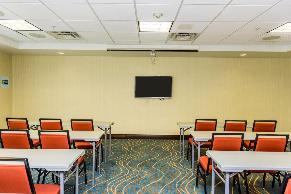 Holiday Inn Express & Suites Cheektowaga North East By Ihg Εξωτερικό φωτογραφία