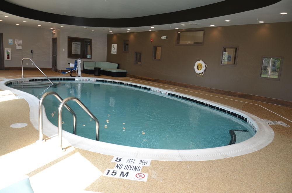 Holiday Inn Express & Suites Cheektowaga North East By Ihg Εξωτερικό φωτογραφία